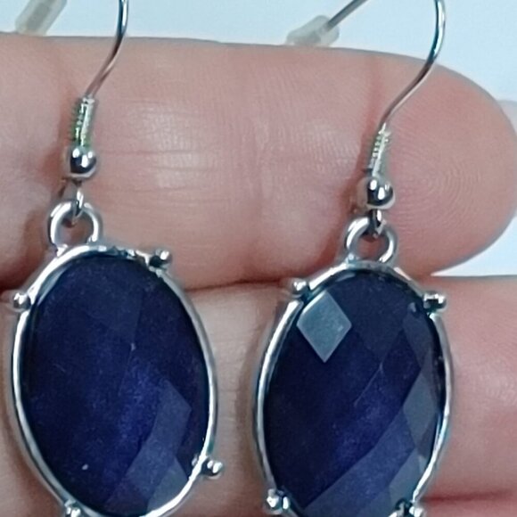 5/$25 Blue stone silver tone Earrings - Picture 3 of 7